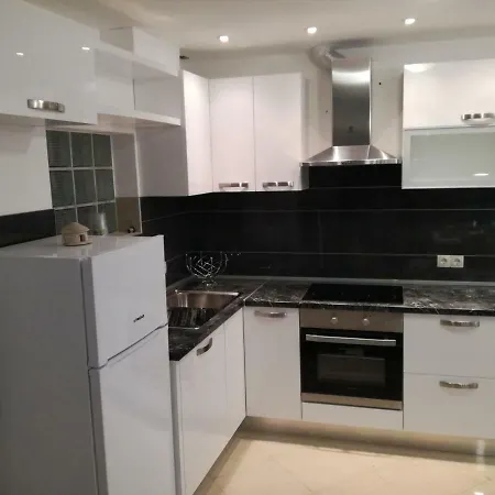 Kod Mate Apartment *